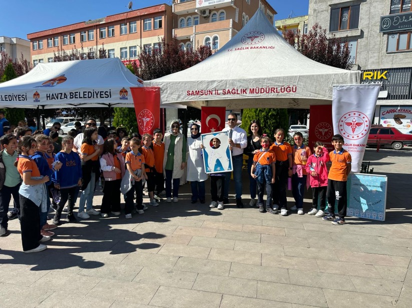 Havza'da İlkokul Öğrencileri için Oyun Şenliği : Çocuklara Ağız ve Diş Sağlığı Bilgilendirmesi