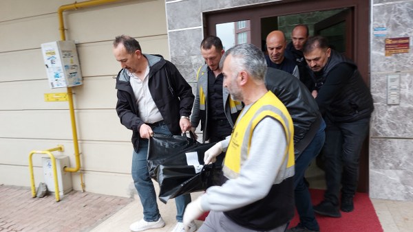 Atakum da Bir Genç Evinde Ölü Bulundu