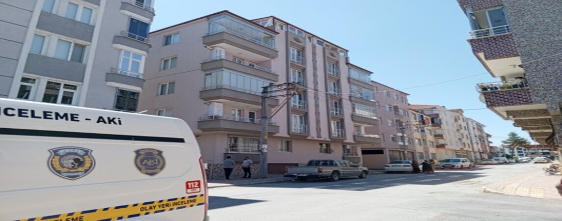 Polis İntihar Etmek İsteyen Kadını Hayata Döndürdü