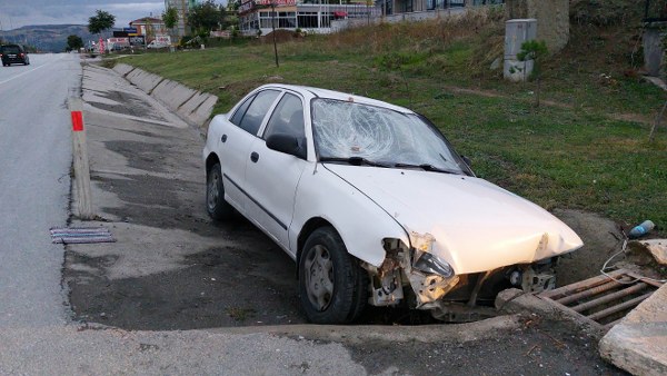 Selahattin Dirican Trafik Kazası Geçirdi 