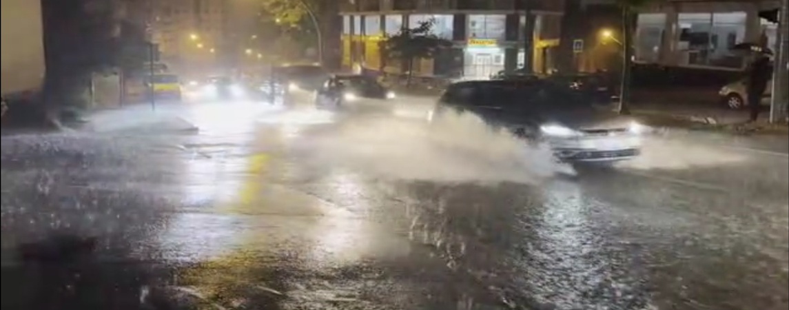 Sağanak Yağış Samsun'u Esir Aldı
