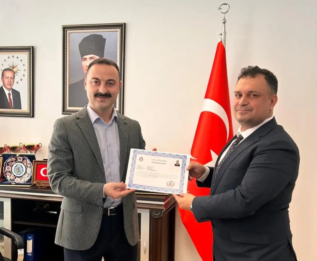 Havza İlçe Sağlık Müdürü Dr.Hakan Kursal Başarıları Tarafından Ödüllendirildi