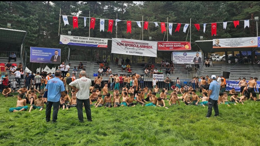 Vezirköprü’de Yağlı Güreş Heyecanı: 19. Kunduz Yağlı Güreşleri Tamamlandı