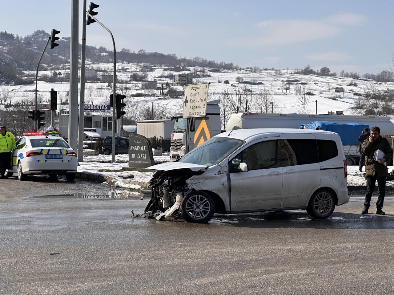 İlkadım'da Ayni Kavşakta 5. Kaza