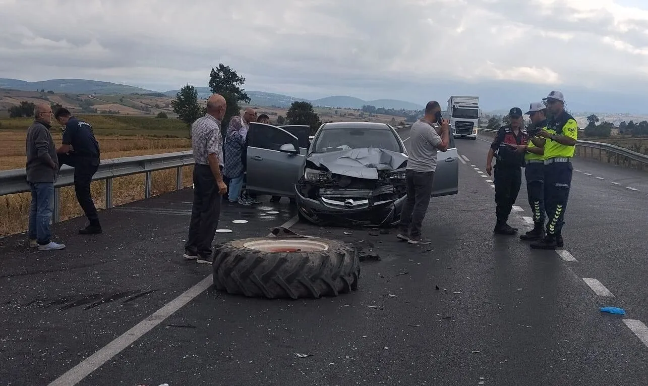 Ölümlü Kazanın Ardından Aynı Yerde Bir Kaza Daha: Bu Kez 4 Yaralı