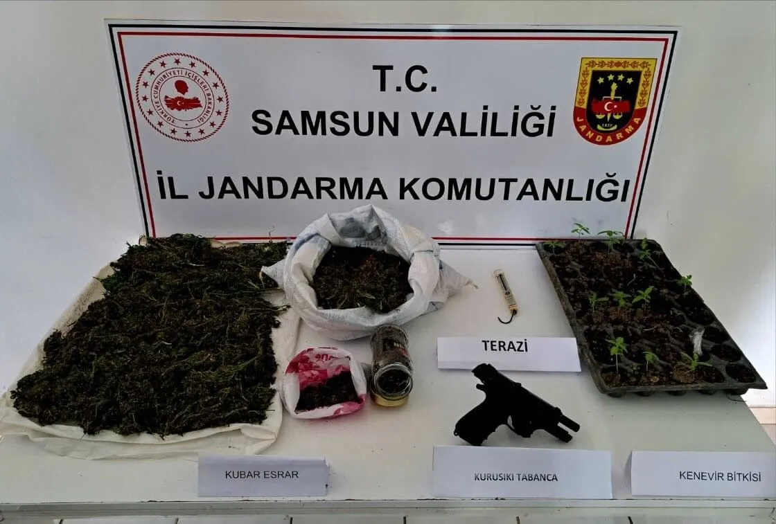 Çarşamba'da Eve Uyuşturucu Baskını