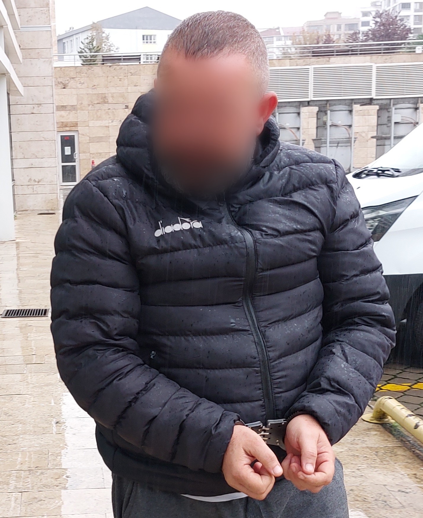 Oğlunu Bıçakla Yaralayanı Bıçakladı 
