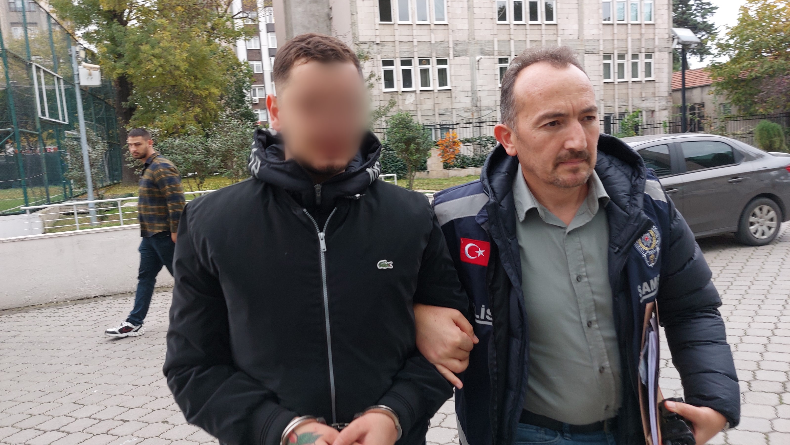 Gürültü Tartışmasında Bıçaklar Konuştu 