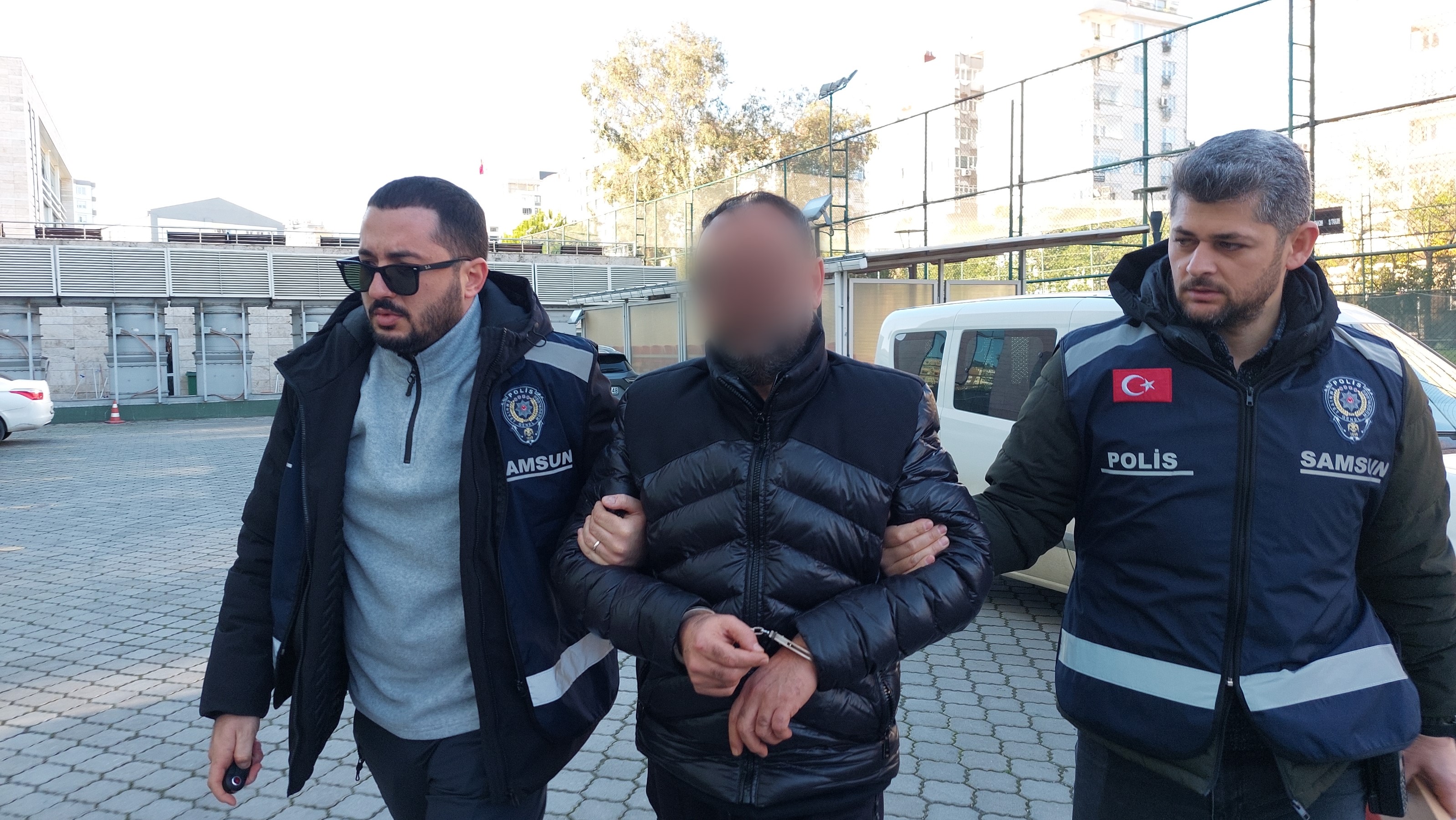 Samsun'da Baba Tartıştığı Oğlunu Bıçakladı 