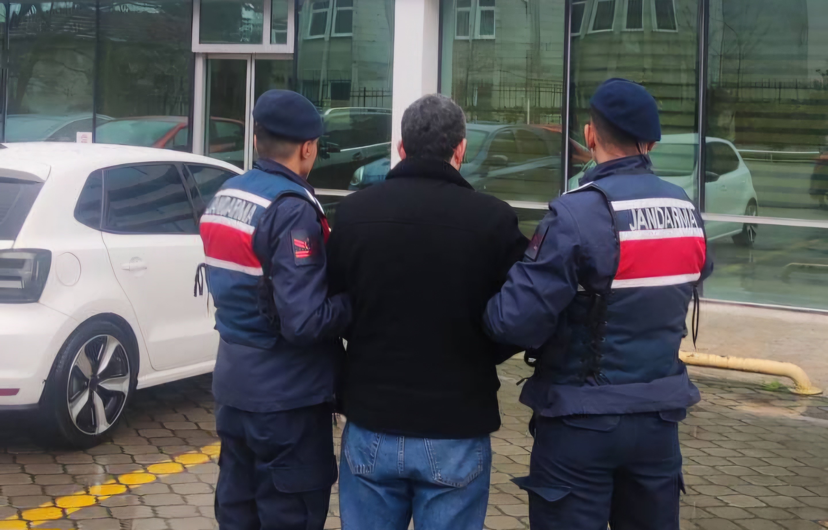 Samsun'da Hakkında 7 Yıl 6 Ay Hapis Cezası Olan Kişi Yakalandı 