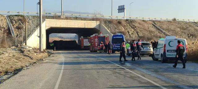 Aydın Otoyolunda Servis Midibüs'ü Devrildi