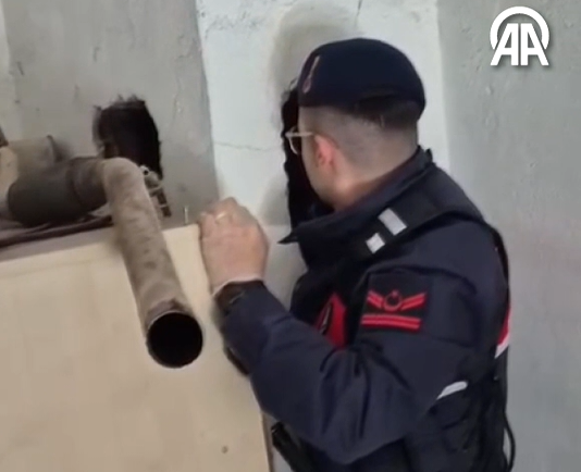 Samsun’da Bacada Gizlenmiş Binlerce Uyuşturucu Hap Ele Geçirildi