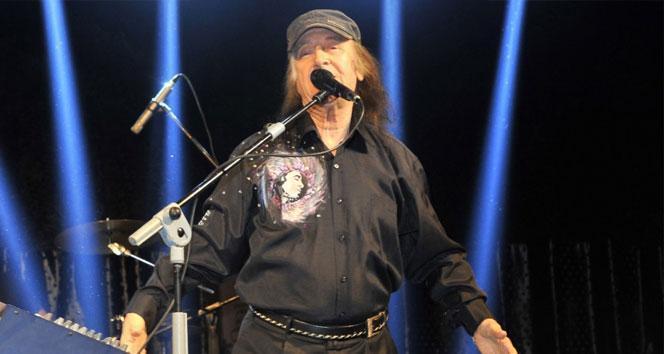 Erkin Koray hayatını kaybetti