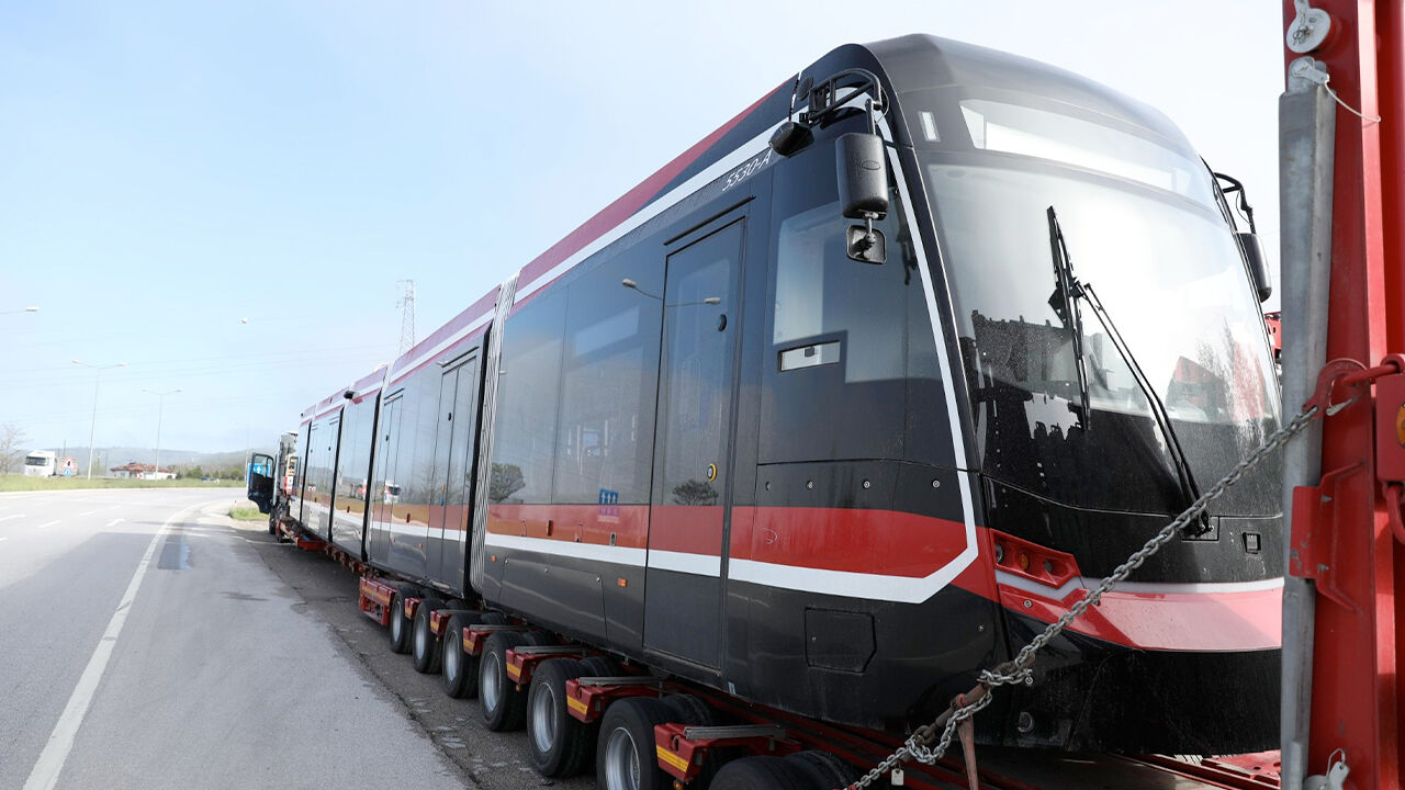 Samsun’a Yeni Tramvay Geldi: İlk Araç Test Sürecine Giriyor