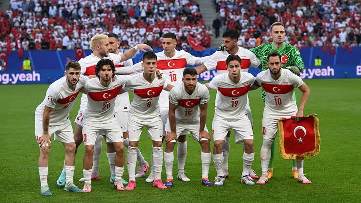 A Milli Futbol Takımımız, EURO 2024'te Çekya'yı Yenerek Son 16'ya Kaldı