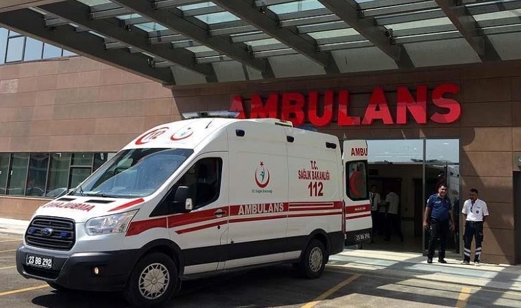 Hasta Yakını Saldırdığı Doktorun Burnunu Kırdı