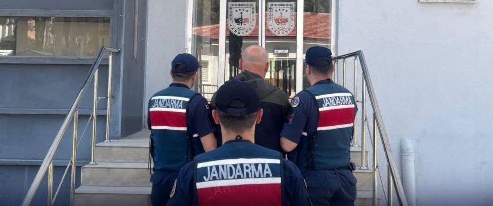 Samsun da Hakkında 19 Yıl 4 Ay Hapis Cezası Olan Kişi Yakalandı 