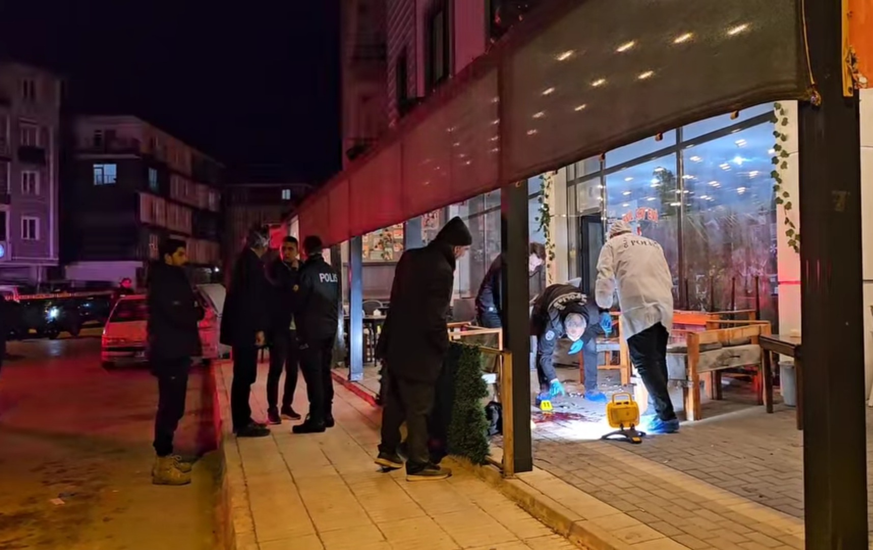 Çorum'da Kahvehane'ye Silahlı Saldırı 