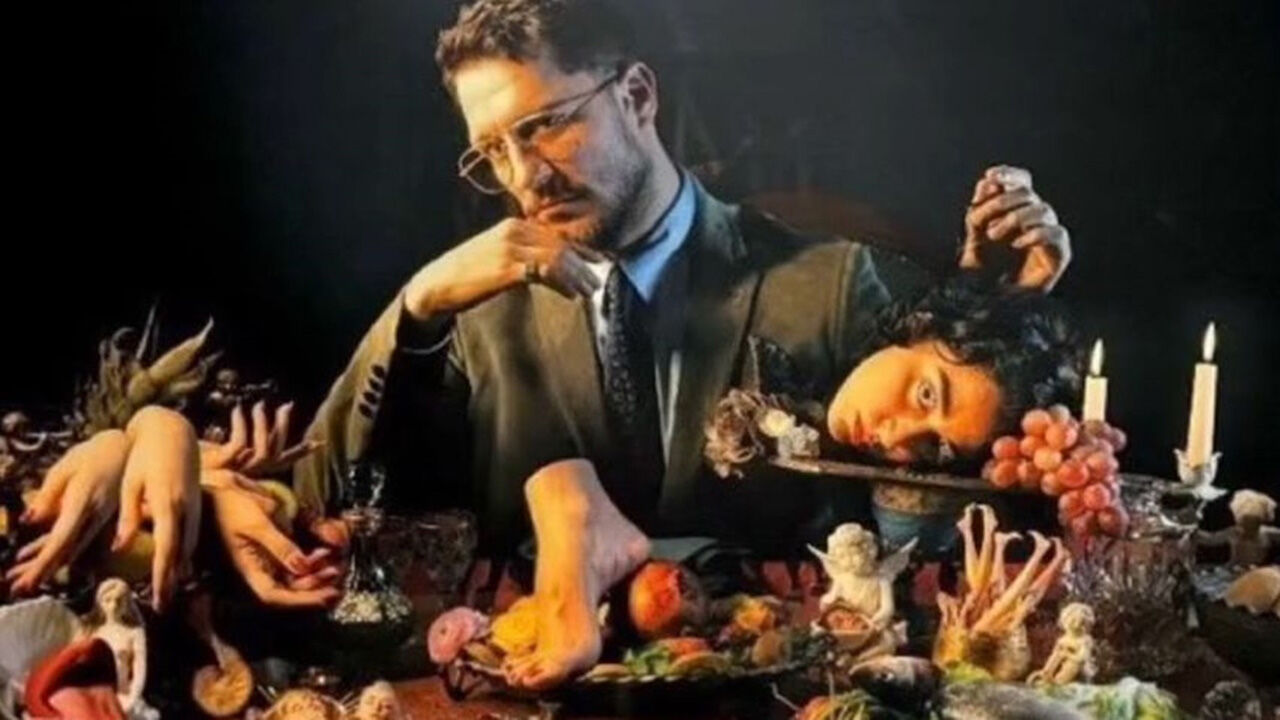 Uraz Kaygılaroğlu'nun Sergi için Verdiği Pozları Tepki Giderek Büyüyor 