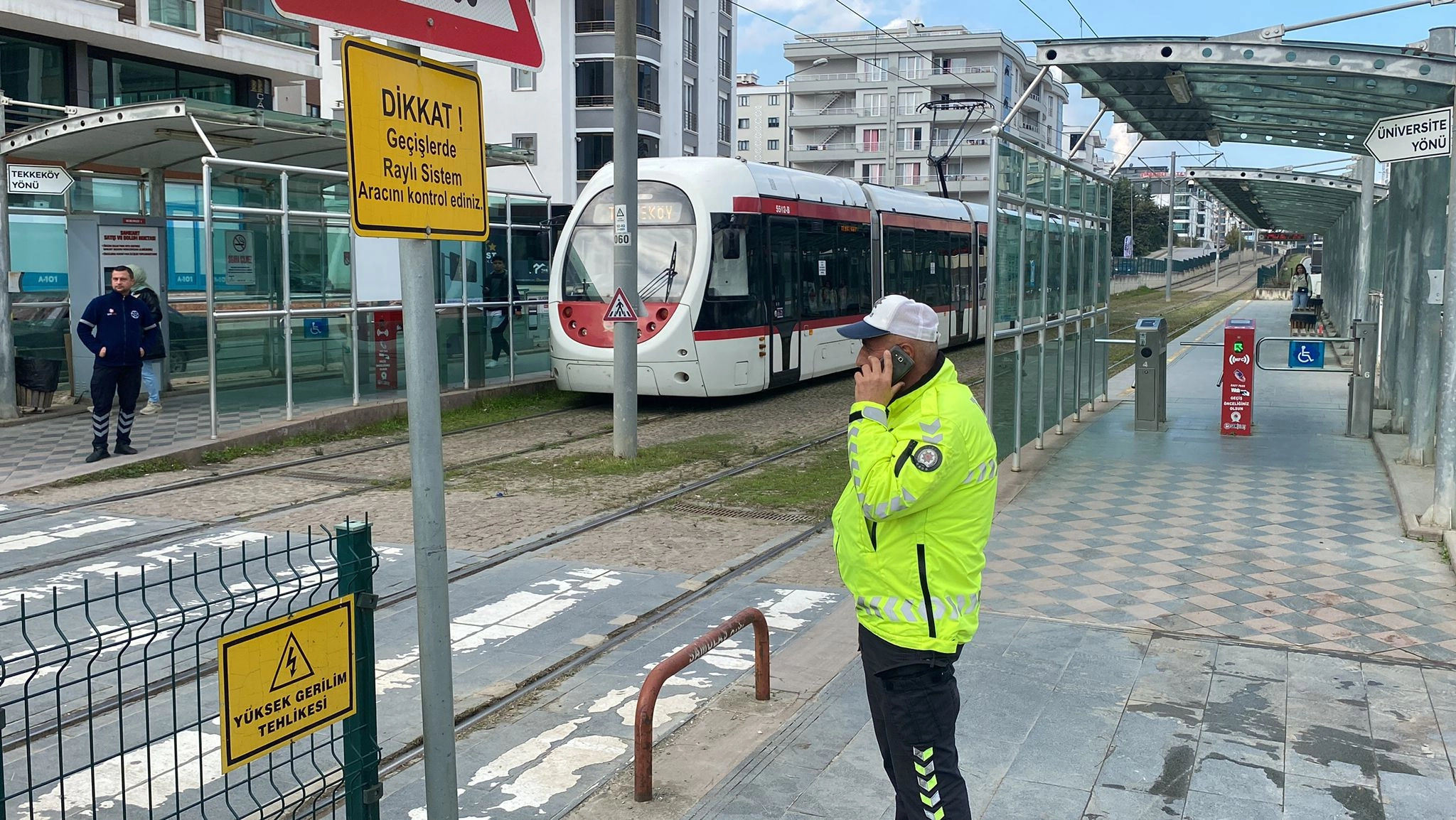 Tramvay Yaya'ya Çarptı