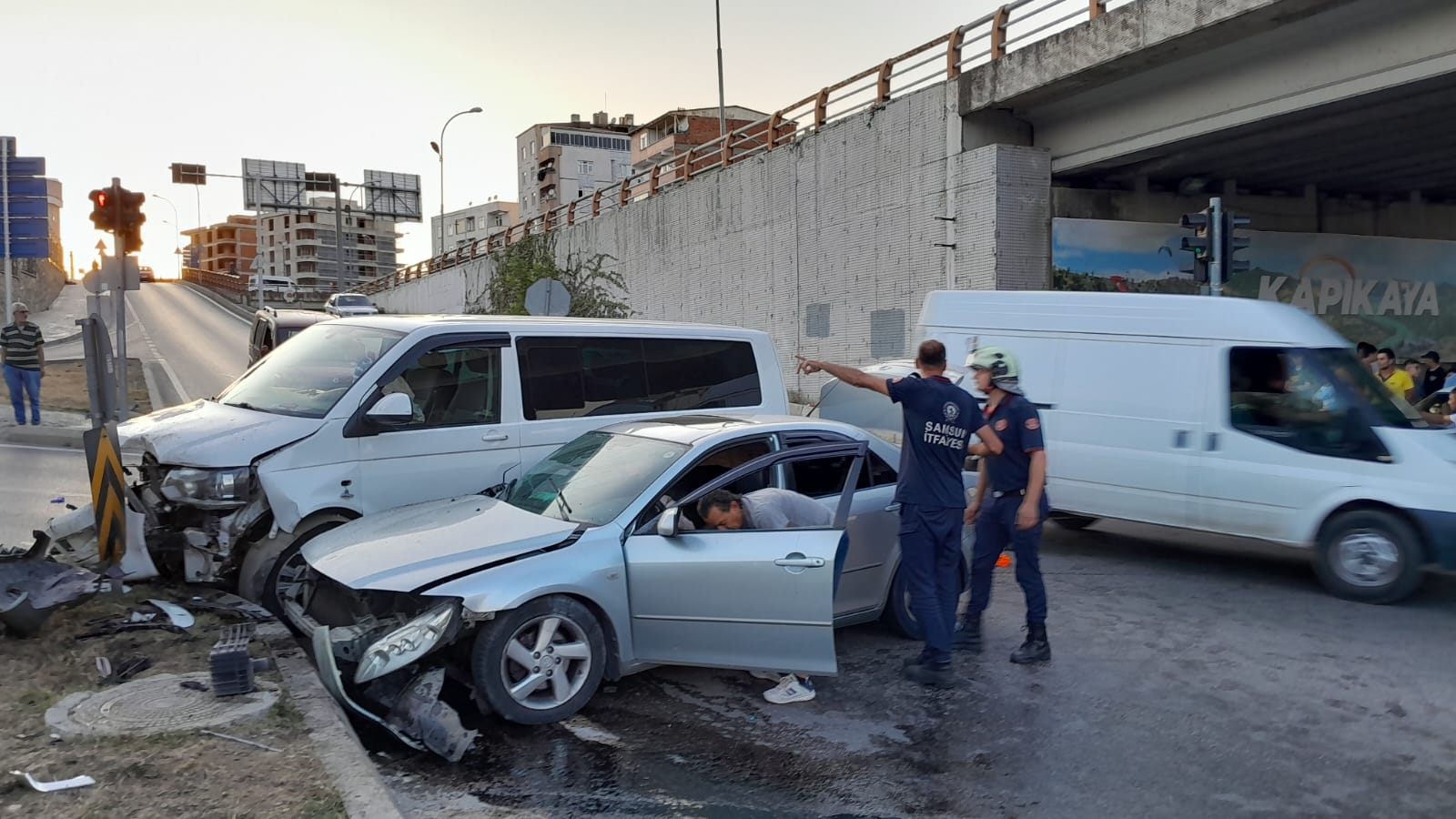 Kırmızı Işıkta Katliam Gibi Kaza 