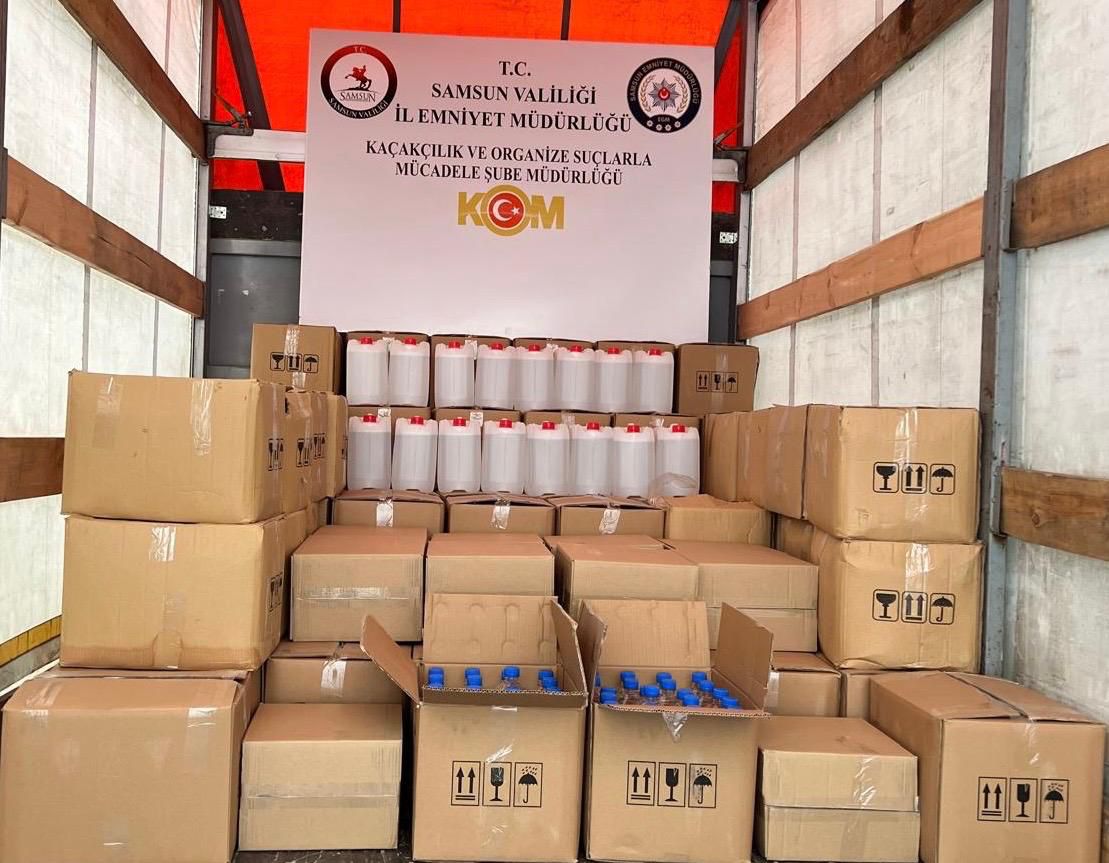 Atakum'da 1 Ton Etil Alkol Ele Geçirildi 